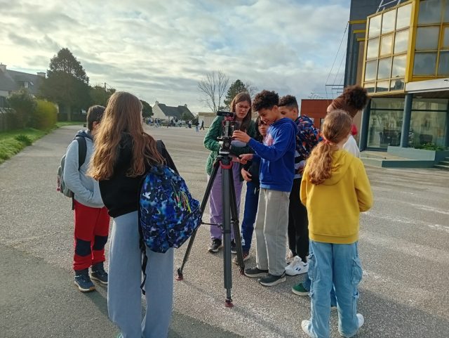 Filmou chakod au collège jm le bris.